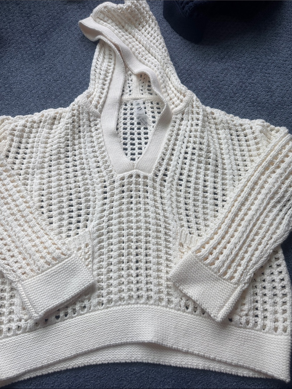 Lou & Gray beach Open Knit Hooded Sweater
